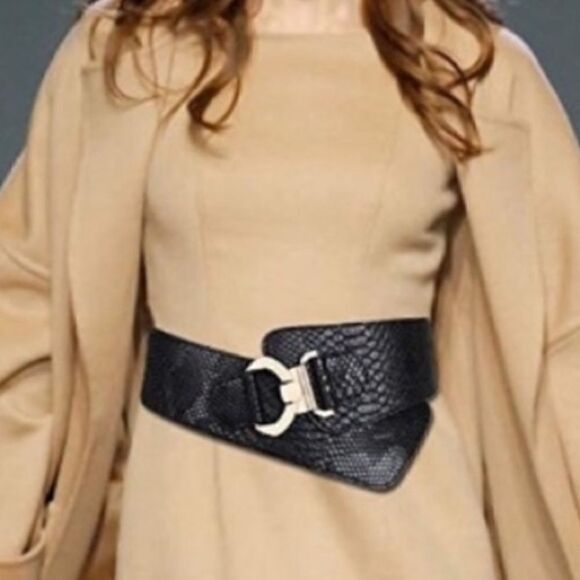 Women’s Adjustable Wide Snake Pattern Leather Belt - Picture 1 of 12
